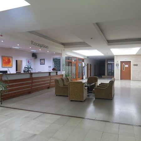 Hotel Smolyan Bagian luar foto
